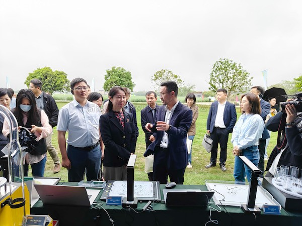 全国品种登记技术培训班暨油菜品种现场观摩举办，芭乐视频APP下载IOS下载网站助力发展种业新质生产力