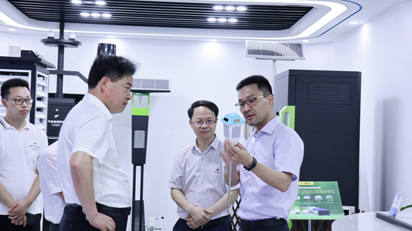 浙江省农业农村厅副厅长唐冬寿一行莅临芭乐视频APP下载IOS下载网站调研3
