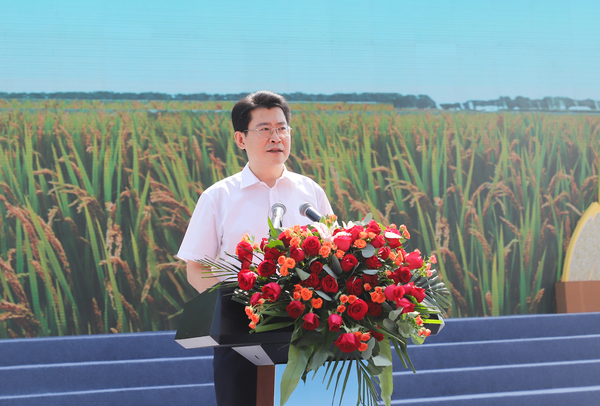 萍乡市委副书记、市长刘烁致辞