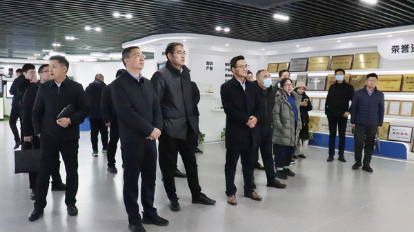 农业农村部信息中心与四川彭州、崇州市联合调研组赴芭乐视频APP下载IOS下载网站考察